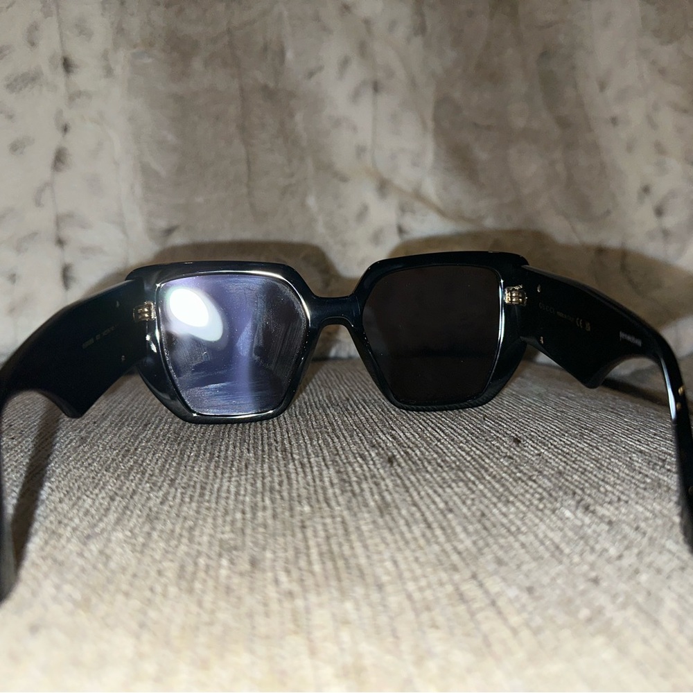 Gucci Logo Rectangle Sunglasses - image 7